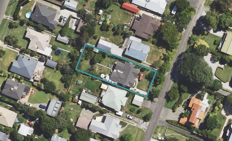 18 Haronga Road, Inner Kaiti, Gisborne - Carousel 1