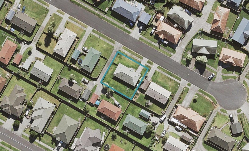 57 Manston Road, Mangere, Auckland - Carousel 1
