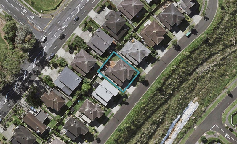 11 Magma Crescent, Stonefields, Auckland - Carousel 1
