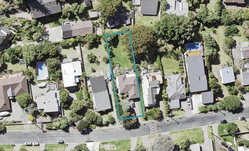 43 Beulah Avenue, Rothesay Bay, Auckland - Carousel 1
