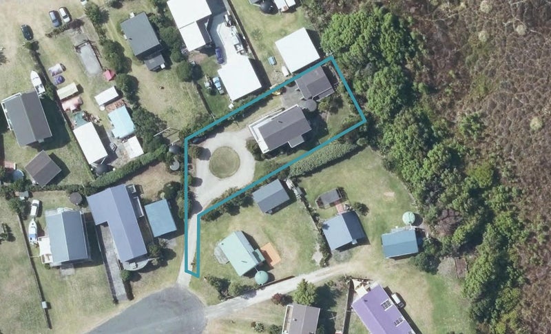 5 Tamure Crescent, Māhia - Carousel 1