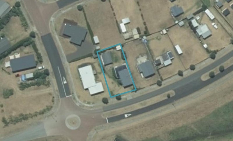 303 Harbour Drive East, Matarangi, Whitianga - Carousel 1