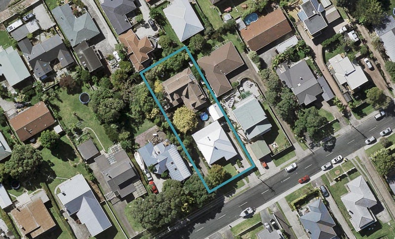 2/88 Norwood Road, Bayswater, Auckland - Carousel 1