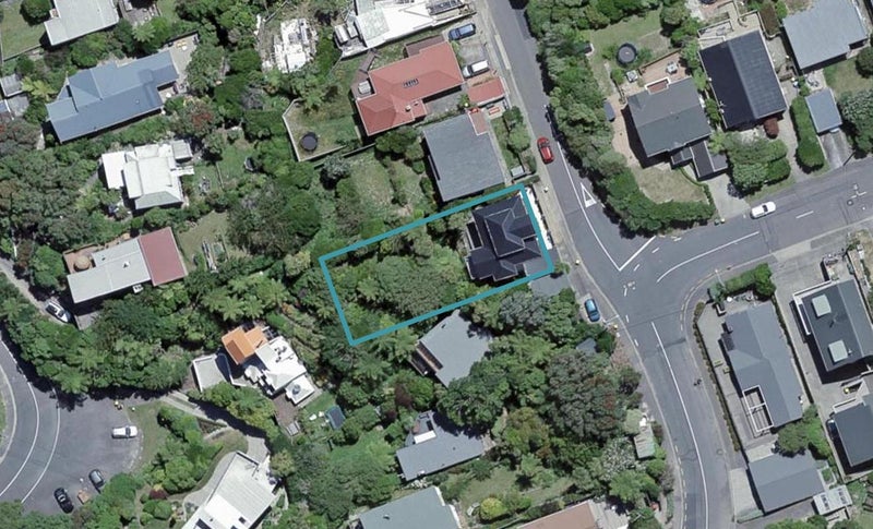 22 Croydon Street, Karori, Wellington - Carousel 1
