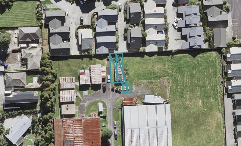 52 Rauemi Way, Te Atatū South, Auckland - Carousel 1