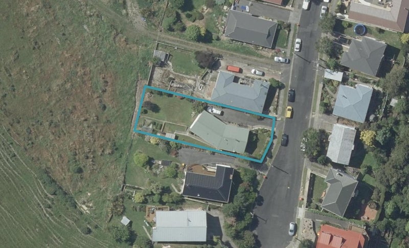 85 Koremata Street, Green Island, Dunedin - Carousel 1