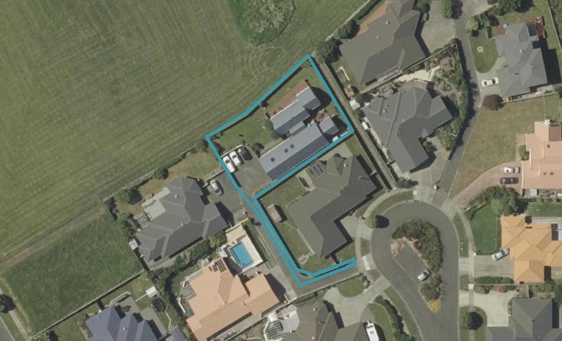 19 Sycamore Crescent, Fitzherbert, Palmerston North - Carousel 1