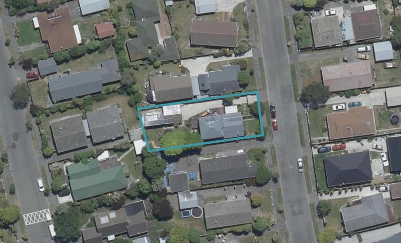 11 Four Elms Place, Parklands, Christchurch - Carousel 1