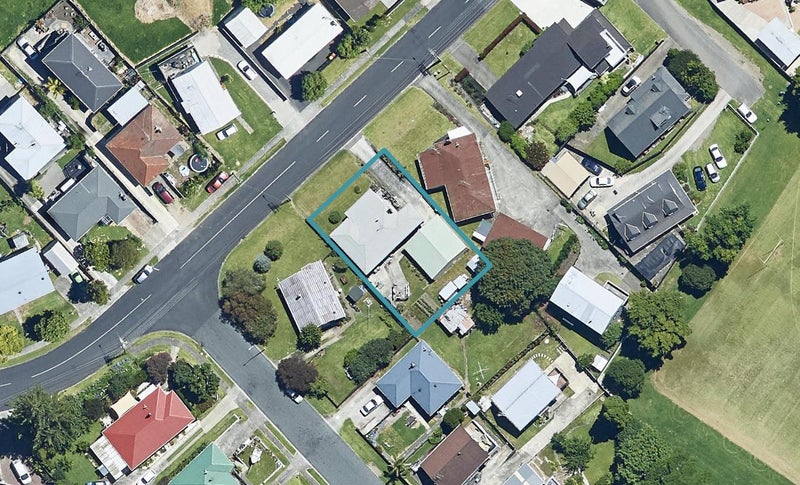 98 Sherwood Street, Bellevue, Tauranga - Carousel 1