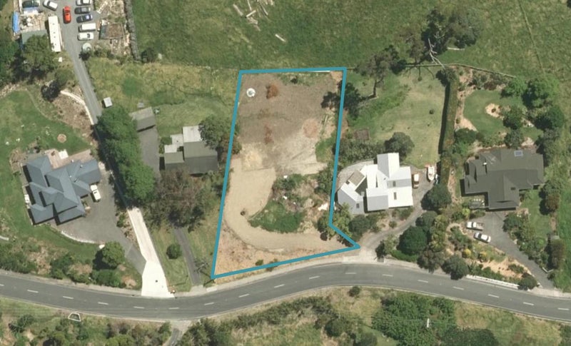 8 Reotahi Road, Whangarei - Carousel 1