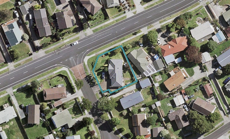 41 Riverton Drive, Randwick Park, Auckland - Carousel 1