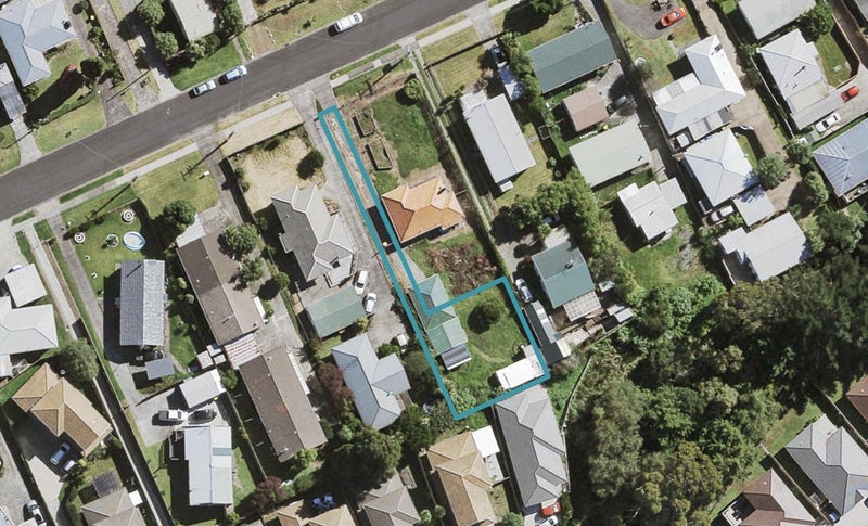 51C Woodside Road, Massey, Auckland - Carousel 1