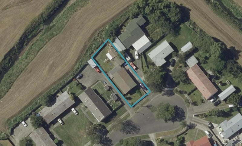 13 Charwell Place, Highbury, Palmerston North - Carousel 1