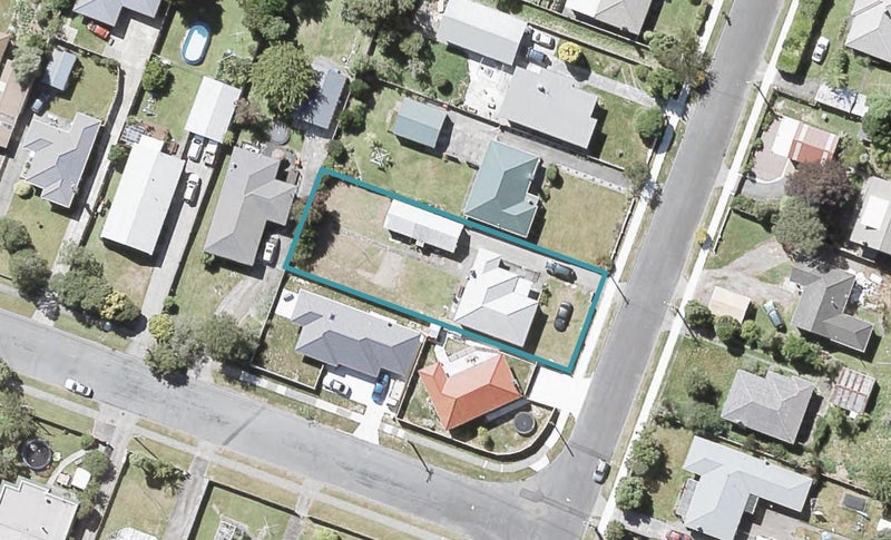18 Peel Place, Wainuiomata, Lower Hutt - Carousel 1
