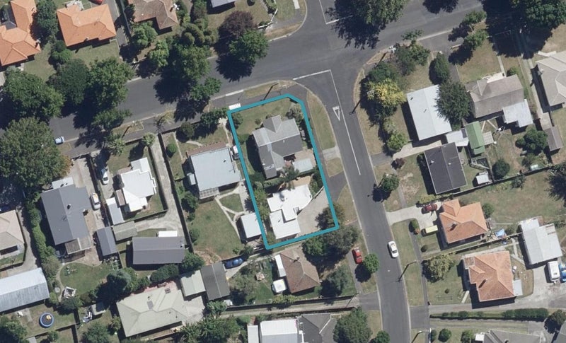 28 Pinfold Avenue, Hamilton East, Hamilton - Carousel 1