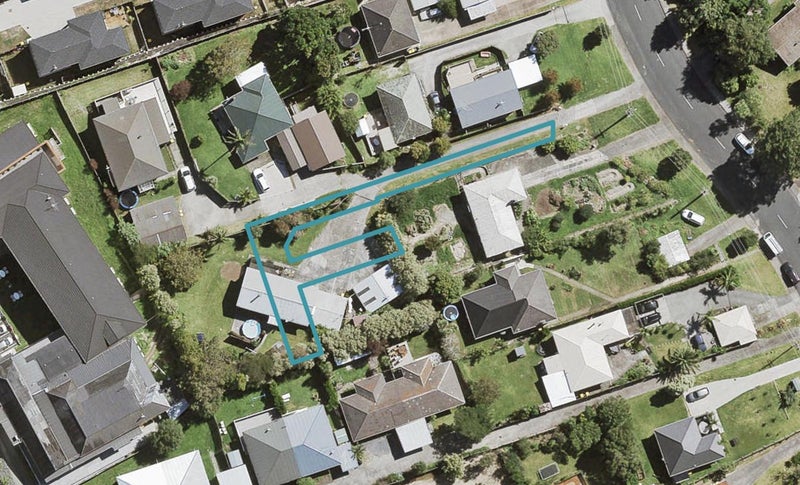 8/49 Sunnyside Road, Sunnyvale, Auckland - Carousel 1