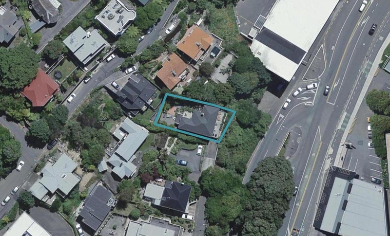 21 Stowe Hill, Thorndon, Wellington - Carousel 1