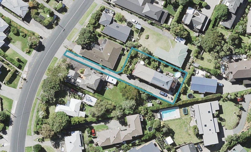 2/363 Beach RD, Campbells Bay, North Shore City - Carousel 1