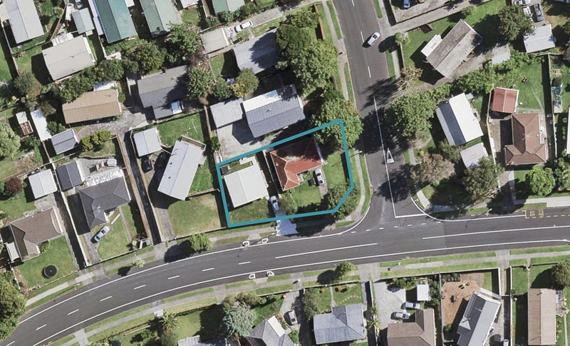 76 Hyperion Drive, Randwick Park, Auckland - Carousel 1
