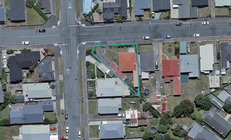 32 Strathavon Road, Miramar, Wellington - Carousel 1