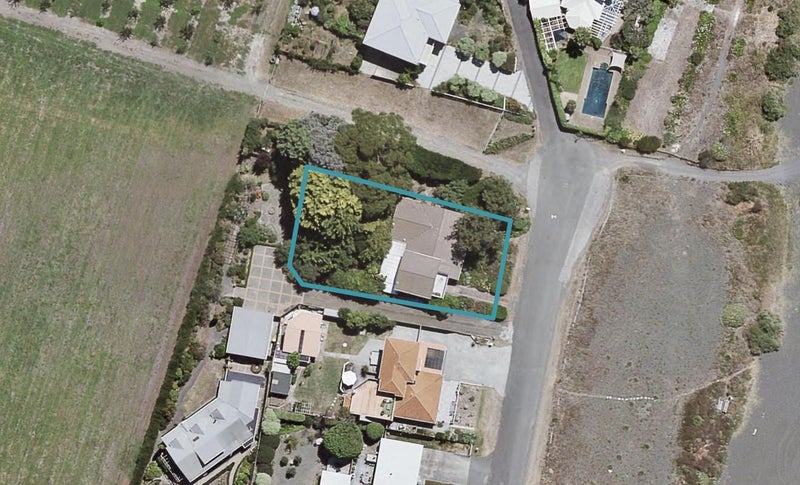 83 Le Quesne Road, Bay View, Napier - Carousel 1