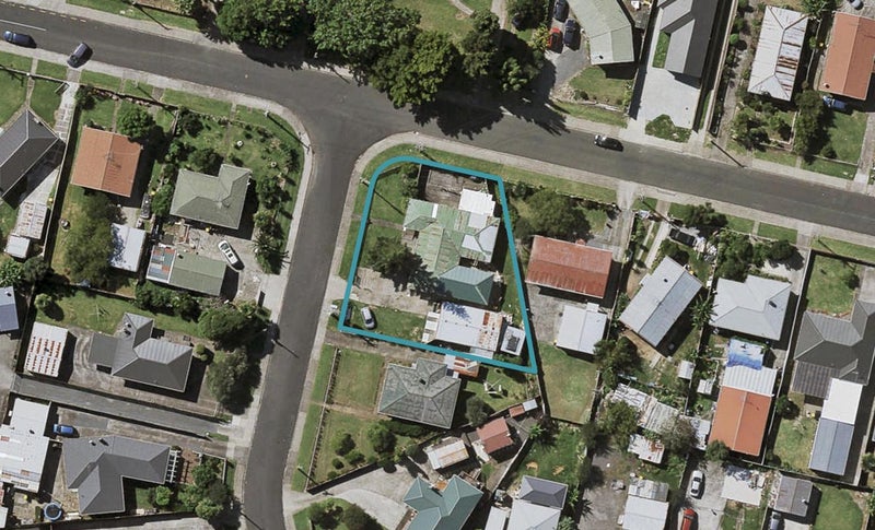 25 Parker Crescent, Otara, Auckland - Carousel 1