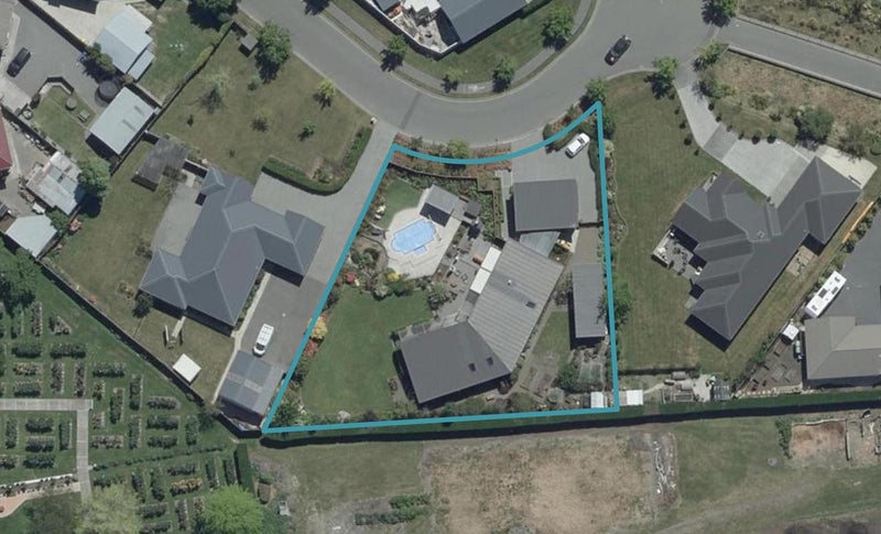 8 Stella Close, Harewood, Christchurch - Carousel 1