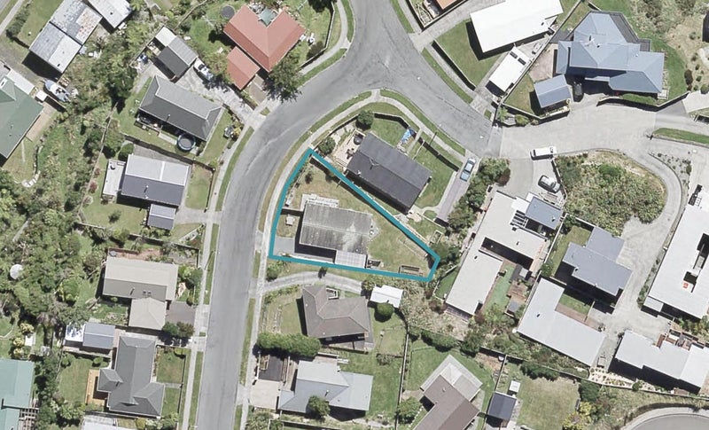 2 Outram Grove, Kelson, Lower Hutt - Carousel 1