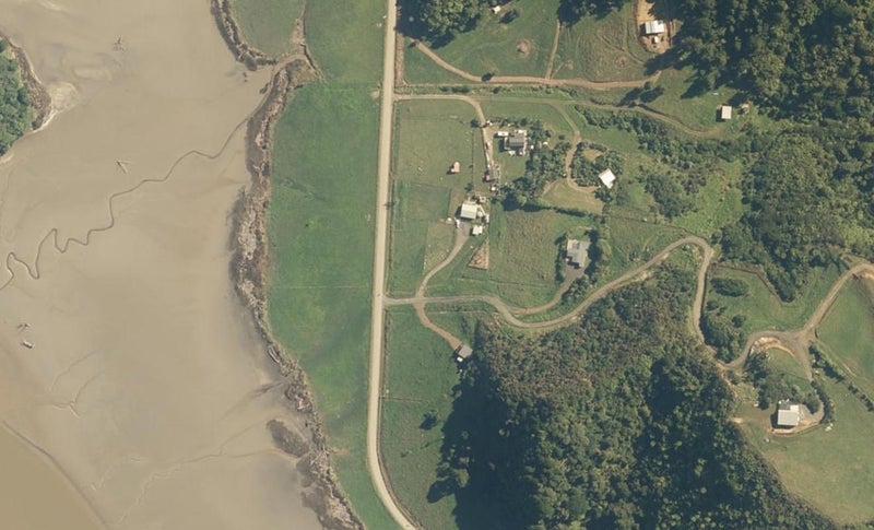 101A Te Mahoe Road, Mōkau - Carousel 1