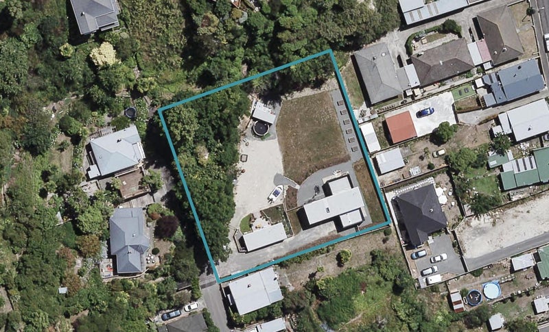11 Paradise Road, Napier South, Napier - Carousel 1