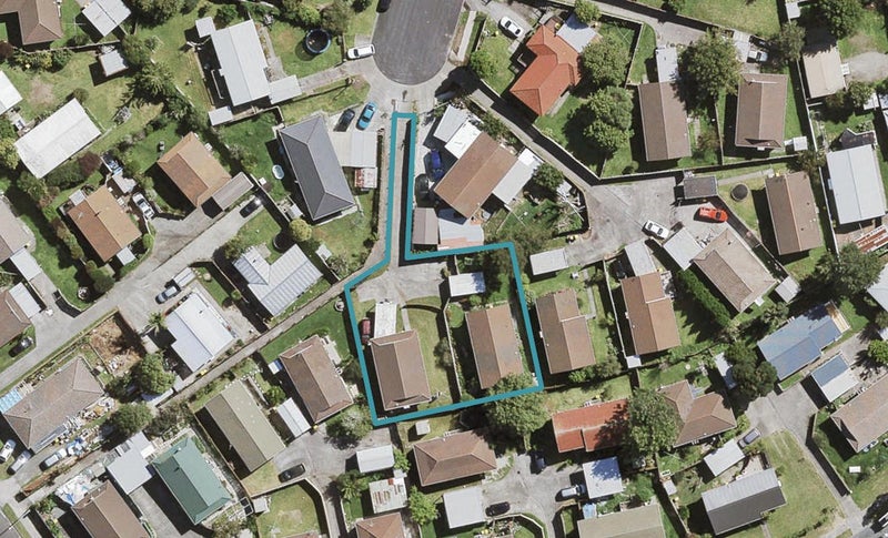 2/16 Hillman Place, Ranui, Auckland - Carousel 1