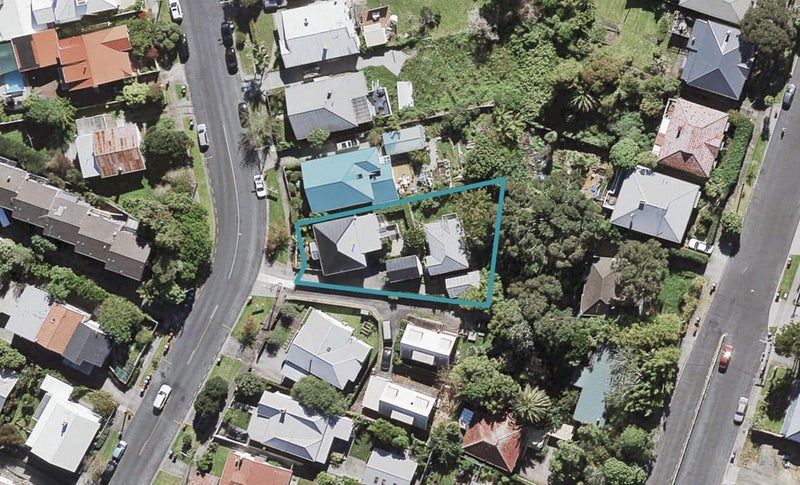 37 Mountain View Road, Morningside, Auckland - Carousel 1