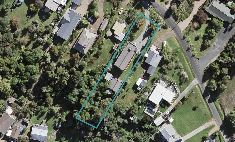 39 Ridge Road, Oneroa, Waiheke Island - Carousel 1