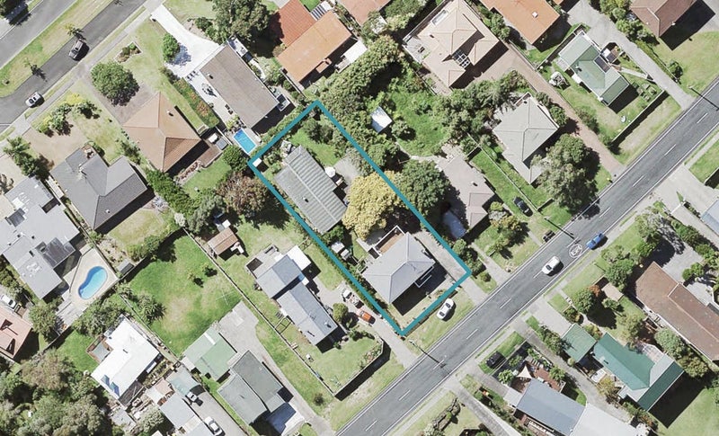1/29 Arran Road, Browns Bay, Auckland - Carousel 1