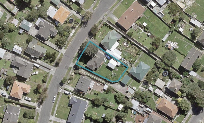 22 Milne Crescent, Taita, Lower Hutt - Carousel 1