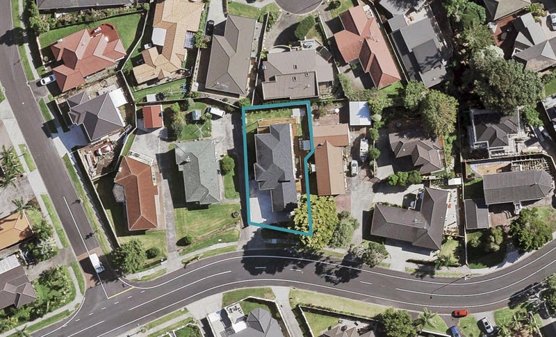 242 Hill Road, The Gardens, Auckland - Carousel 1