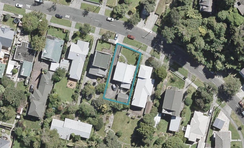 56 Norton Park Avenue, Fairfield, Lower Hutt - Carousel 1