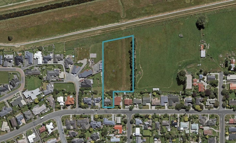 80 Moana Street, Rosedale, Invercargill - Carousel 1