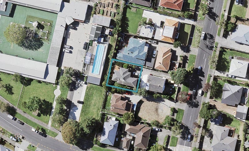 53A Line Road, Glen Innes, Auckland - Carousel 1
