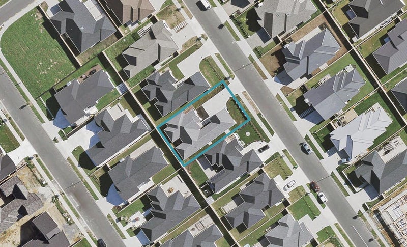 10 Paso Fino Crescent, Karaka, Papakura - Carousel 1