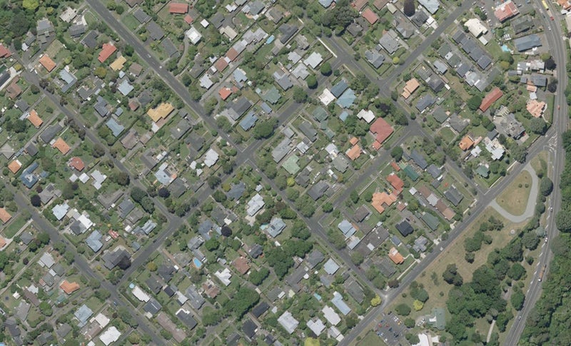 10 Parkes Avenue, Saint Johns Hill, Whanganui - Carousel 1