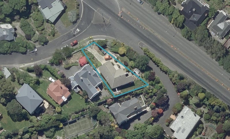 20 Strathmore Crescent, Roslyn, Dunedin - Carousel 1