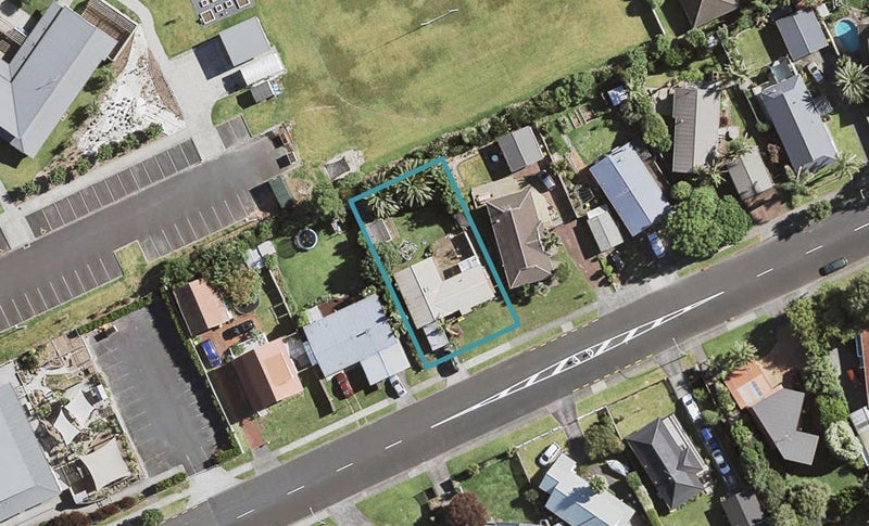 31 Hadley Wood Drive, Wattle Downs, Auckland - Carousel 1