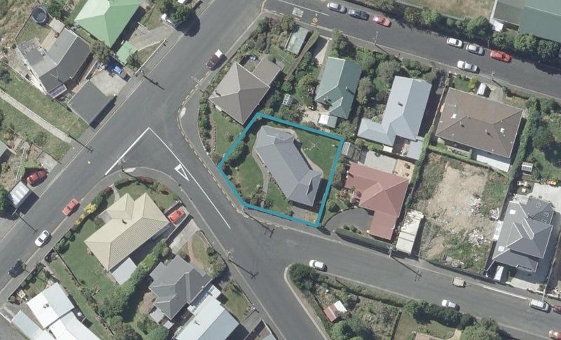 20 Bowler Avenue, Mornington, Dunedin - Carousel 1