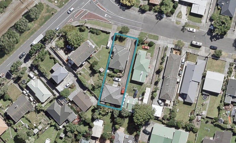 2/4 PORUTU ST, Fairfield, Lower Hutt - Carousel 1