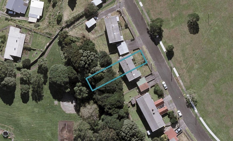 113 Banks Street, Marfell, New Plymouth - Carousel 1