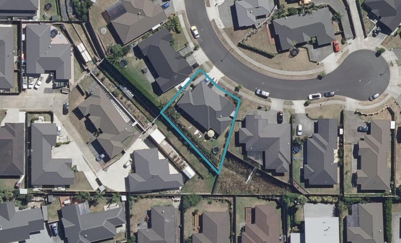 12 Ashwick Terrace, Huntington, Hamilton - Carousel 1