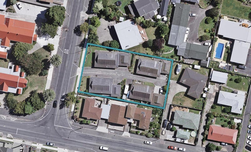 4/3 Church Road, Taradale, Napier - Carousel 1