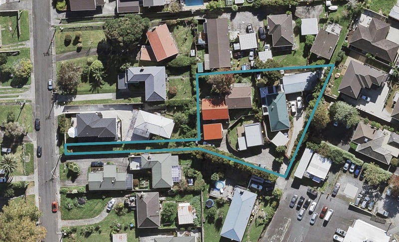 5/448 Glenfield Road, Glenfield, Auckland - Carousel 1