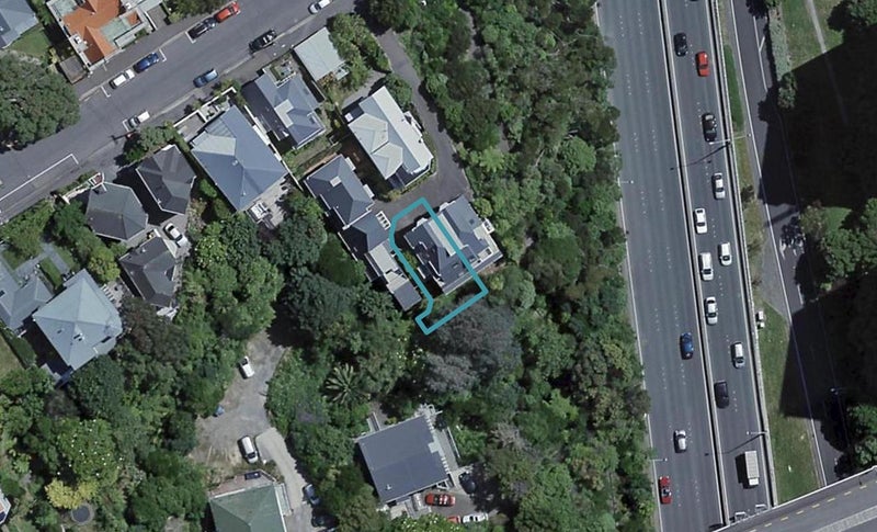 55B Bolton Street, Kelburn, Wellington - Carousel 1